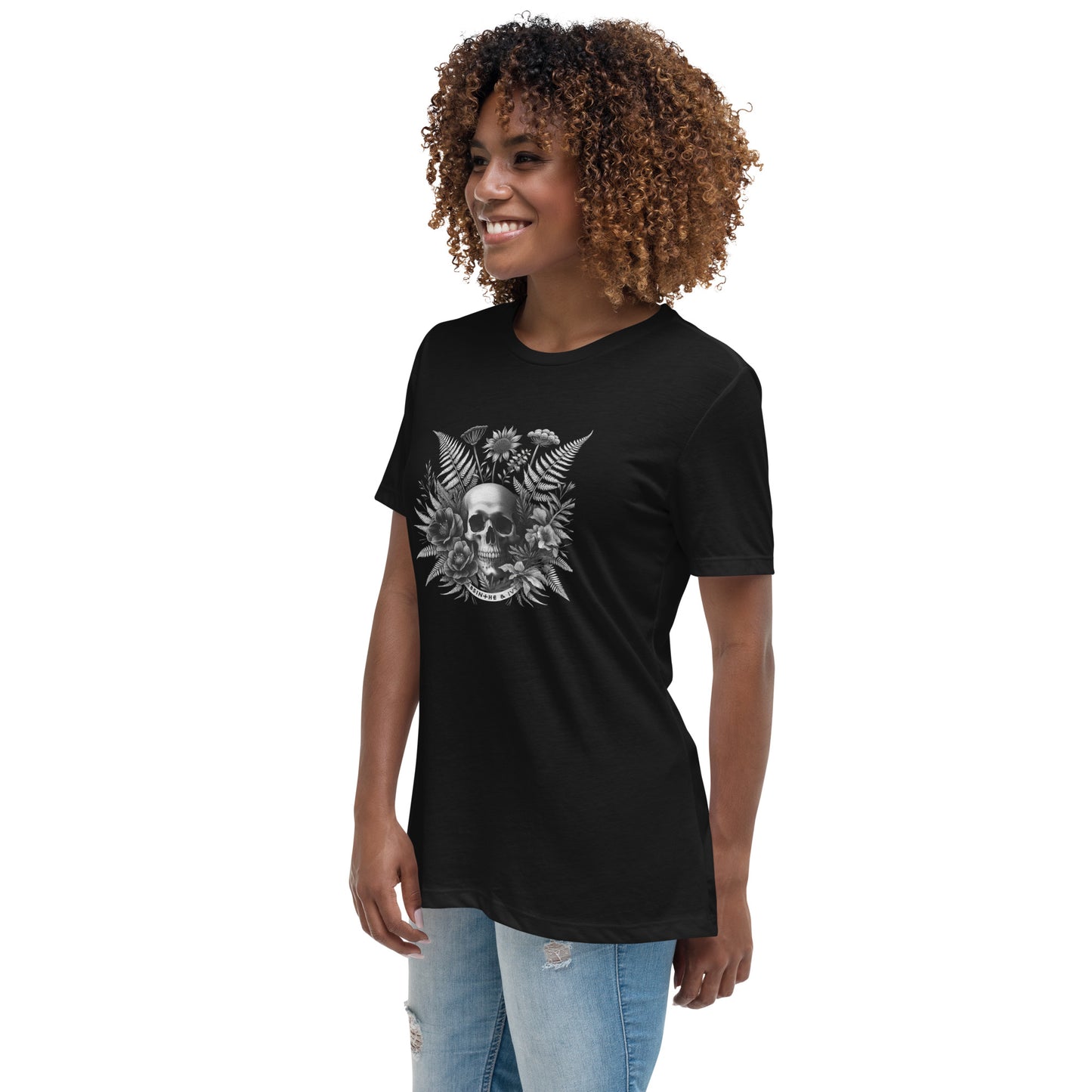 Skull & Fern Gothic Nature Women's Relaxed T-Shirt